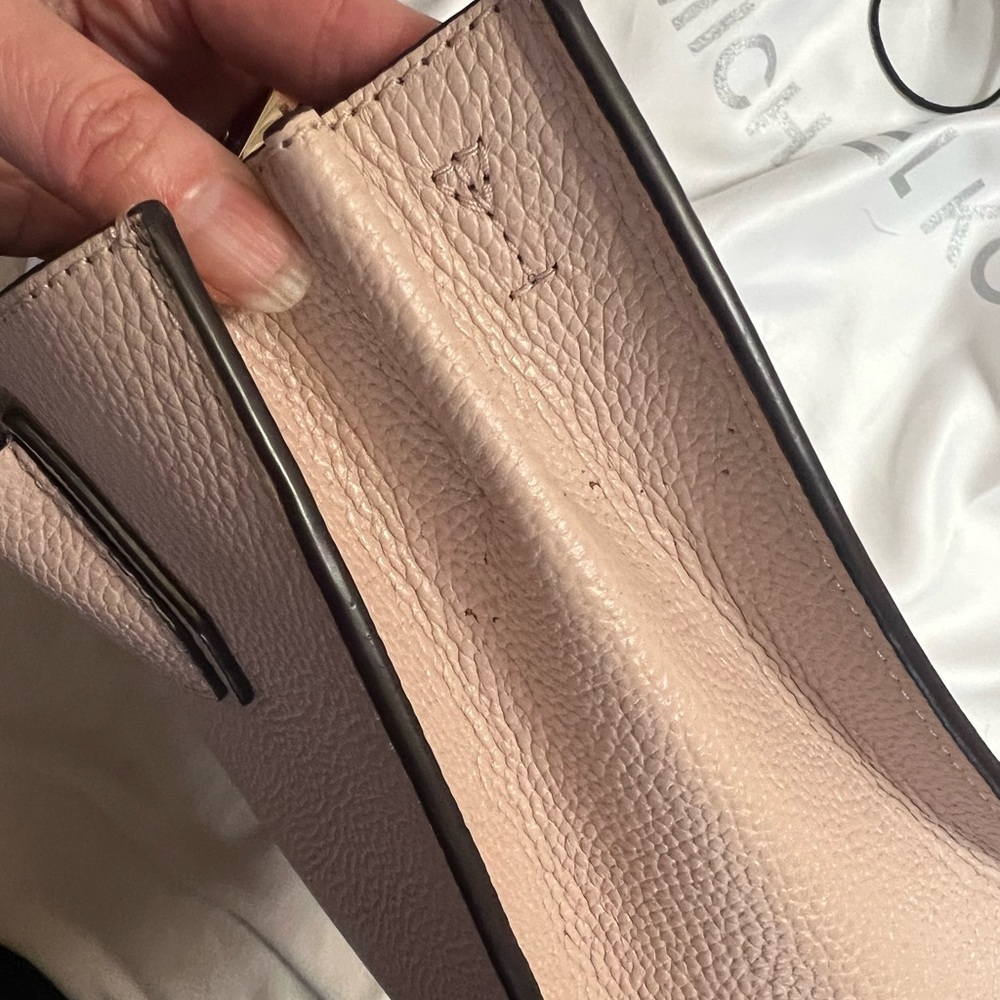 Michael Kors Blush Pink Mercer tote - Picture 5 of 10